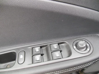 Renault ZOE – thumbnail 8
