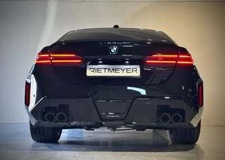 BMW M5 – thumbnail 4
