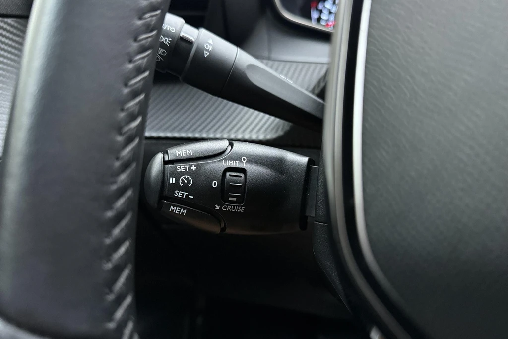 Peugeot 208 – foto 22