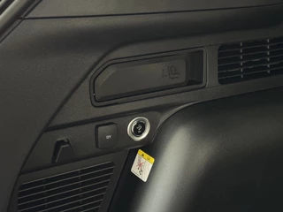 Ford Kuga – thumbnail 73