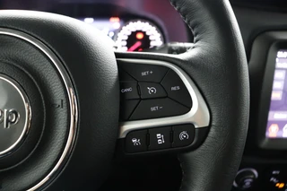 Jeep Renegade – thumbnail 18