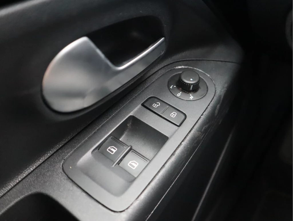 Volkswagen up! – foto 15