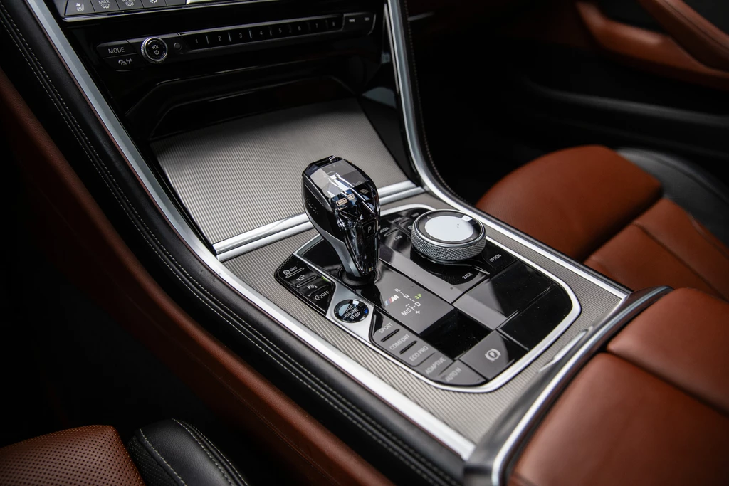 BMW 8 Serie – foto 16