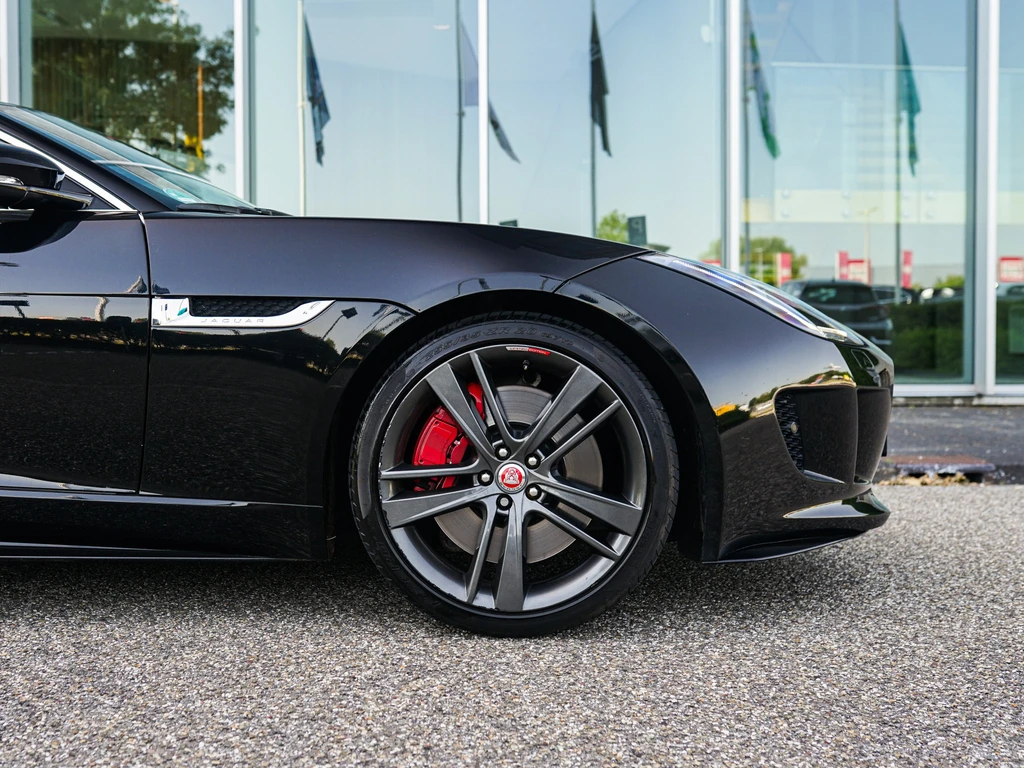 Jaguar F-TYPE – foto 38