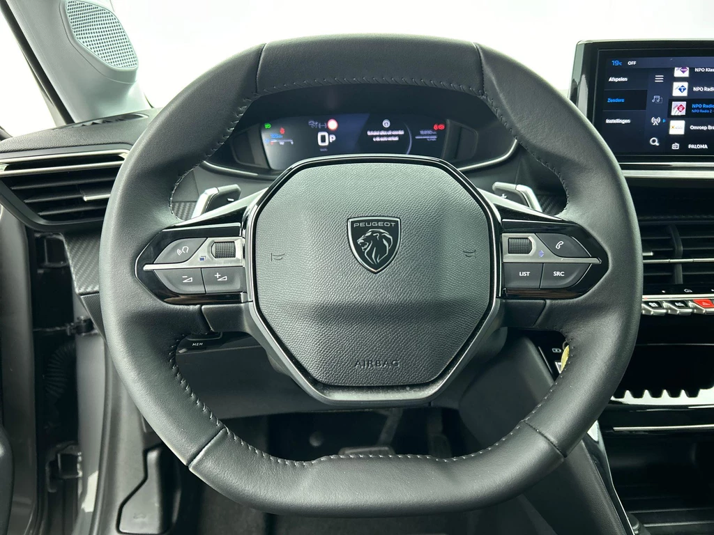 Peugeot 208 – foto 16