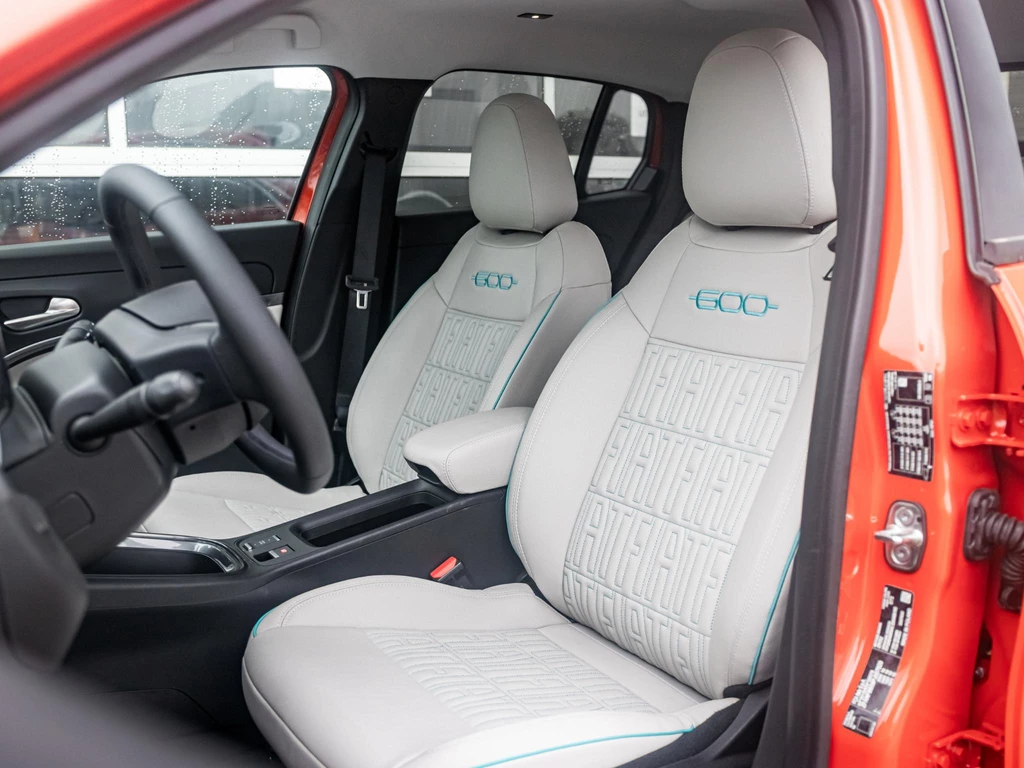 Fiat 600e – foto 12