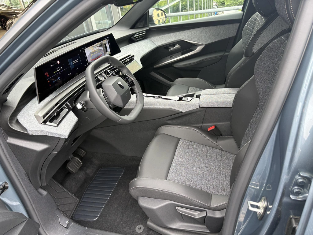 Peugeot e-5008 – foto 9