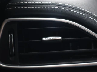 Jaguar F-PACE – thumbnail 34