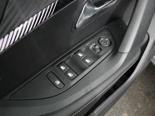 Peugeot e-2008 – thumbnail 17