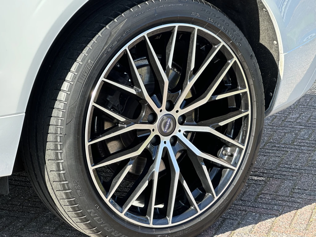 Volvo XC60 – foto 15