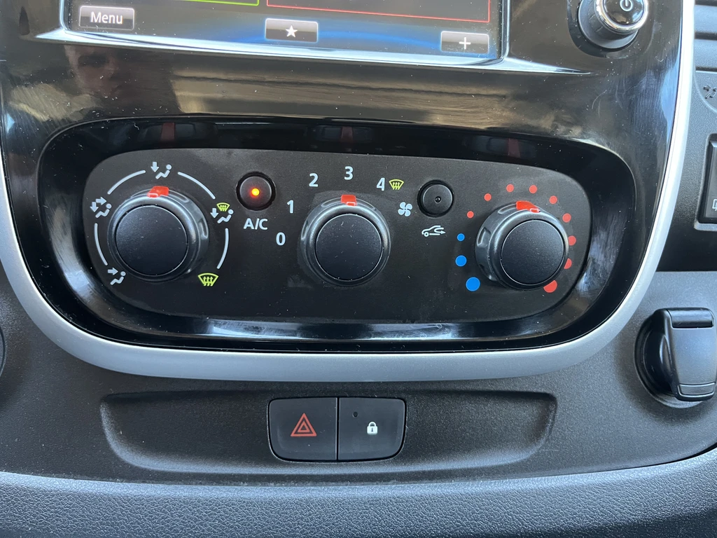 Renault Trafic – foto 27