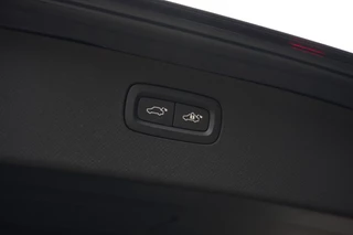 Volvo XC90 – thumbnail 33