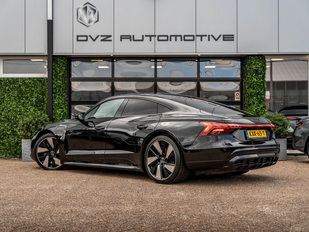Audi e-tron GT – foto 3