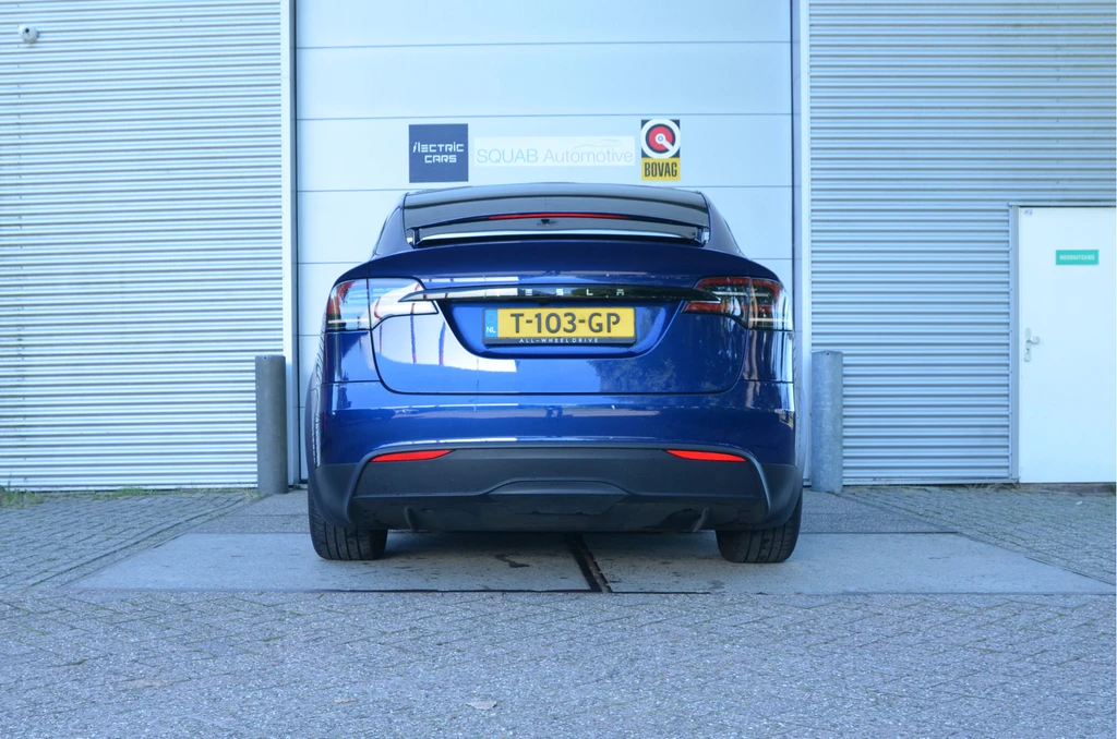 Tesla Model X – foto 3