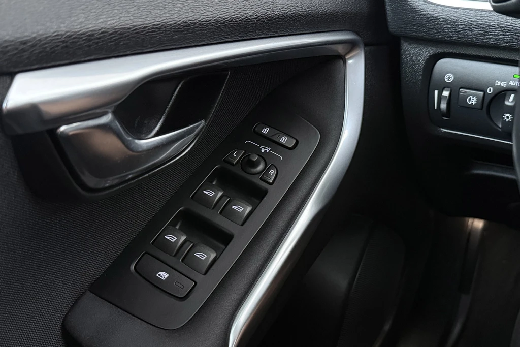 Volvo V40 – foto 38
