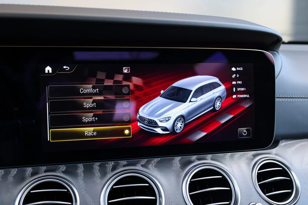Mercedes-Benz E-Klasse – foto 51