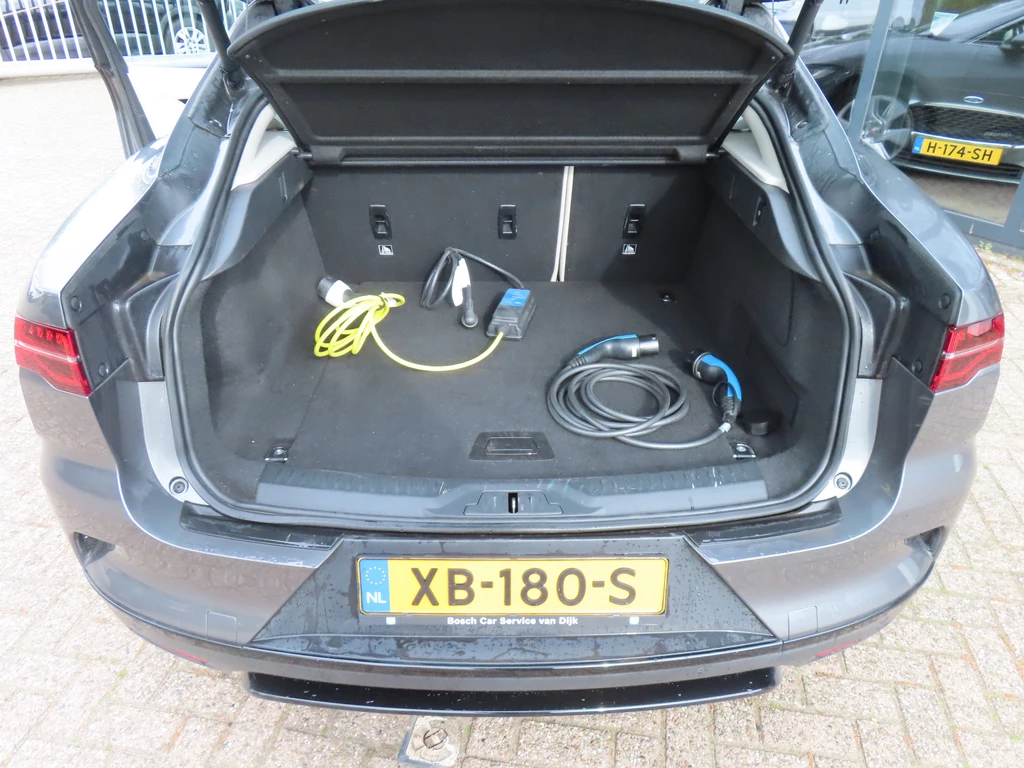 Jaguar I-PACE – foto 15