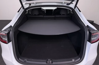 Tesla Model Y – thumbnail 12
