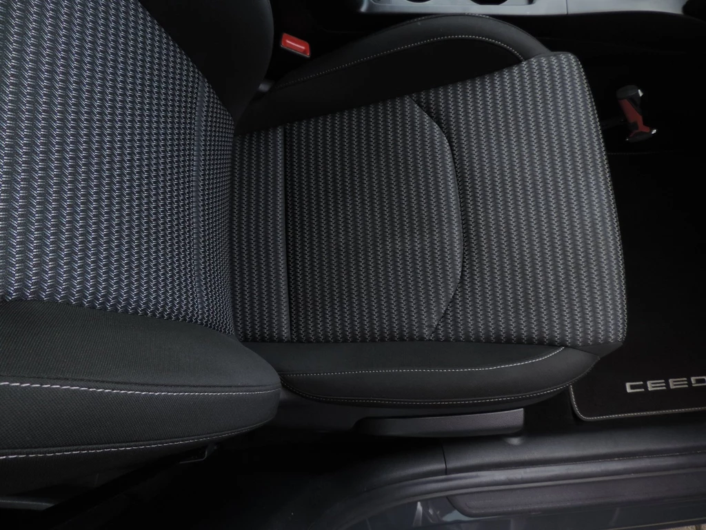 Kia Ceed Sportswagon – foto 16