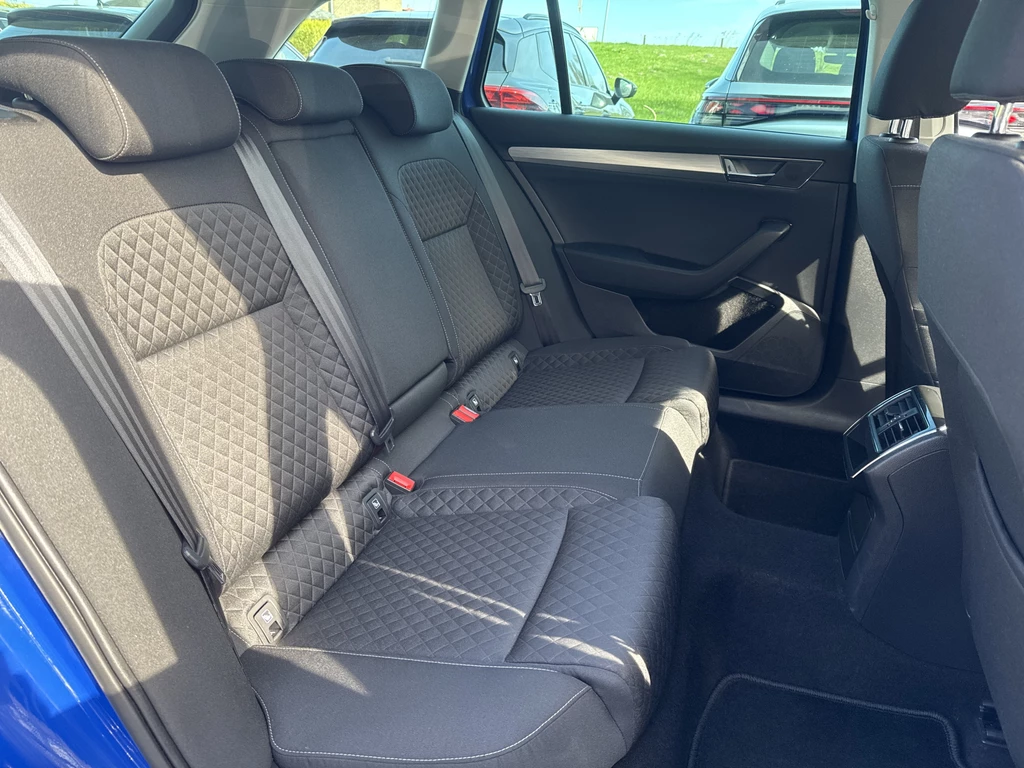 Škoda Superb – foto 16