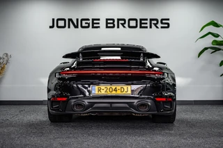 Porsche 911 – thumbnail 8