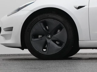 Tesla Model 3 – thumbnail 40