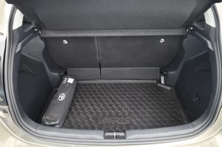 Toyota Yaris – thumbnail 22