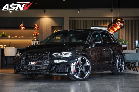 Audi RS3 Sportback 2.5 TFSI Quattro, 400 PK, Facelift, Pano/Dak, Adapt.Cruise/Control, Camera, 19''/Rotor, NIEUWSTAAT!!