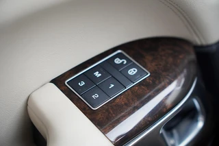 Land Rover Range Rover – thumbnail 38