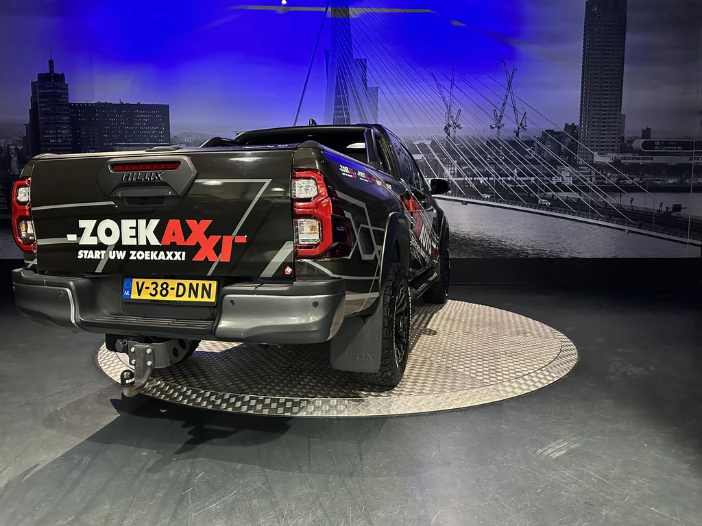 Toyota Hilux – foto 10
