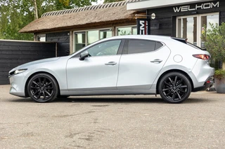 Mazda 3 – thumbnail 3
