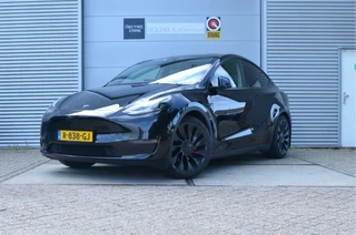 Tesla Model Y – thumbnail 1