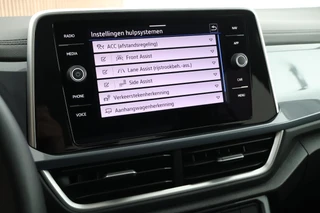 Volkswagen T-Roc – thumbnail 29