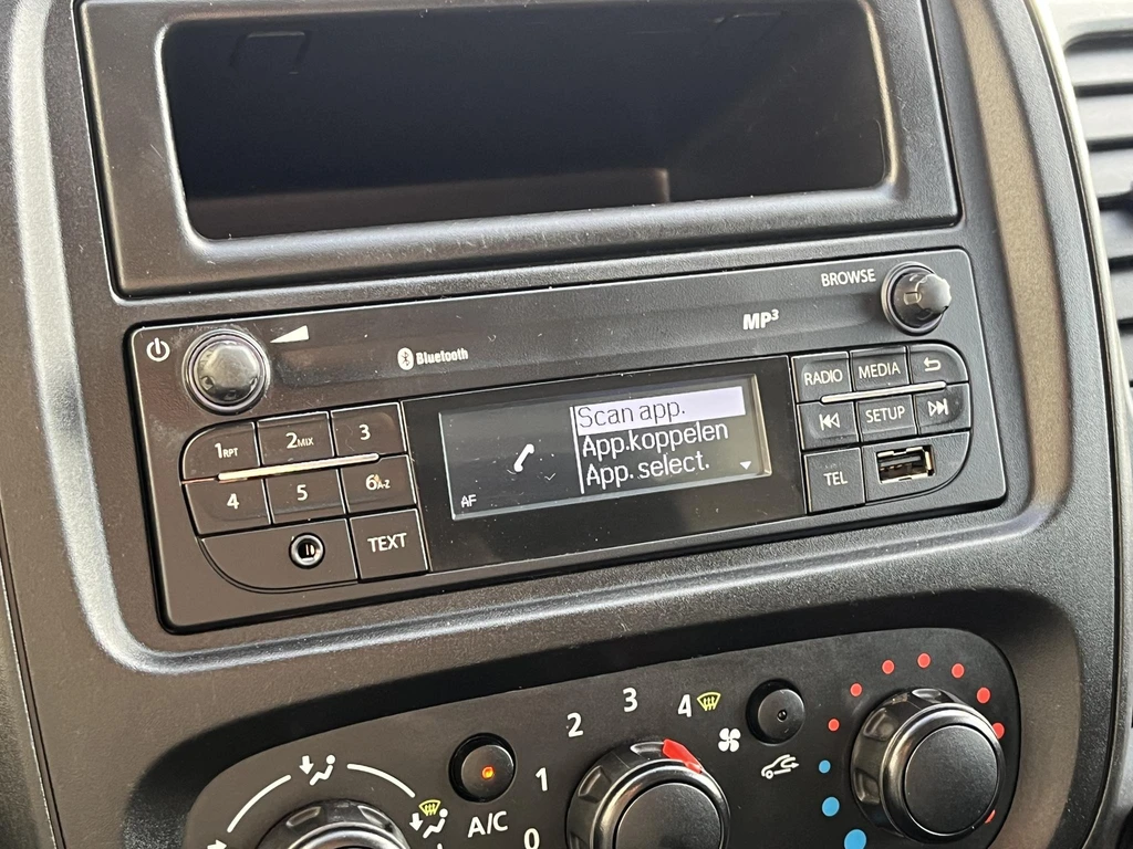 Renault Trafic – foto 13