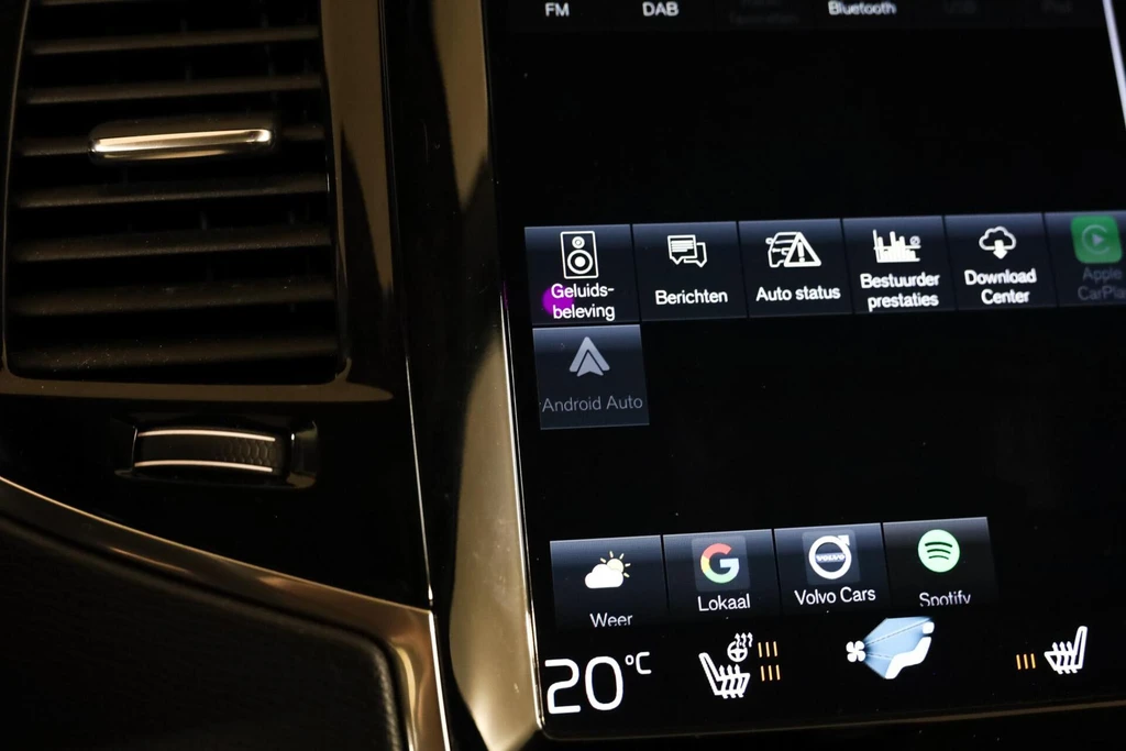 Volvo XC90 – foto 32