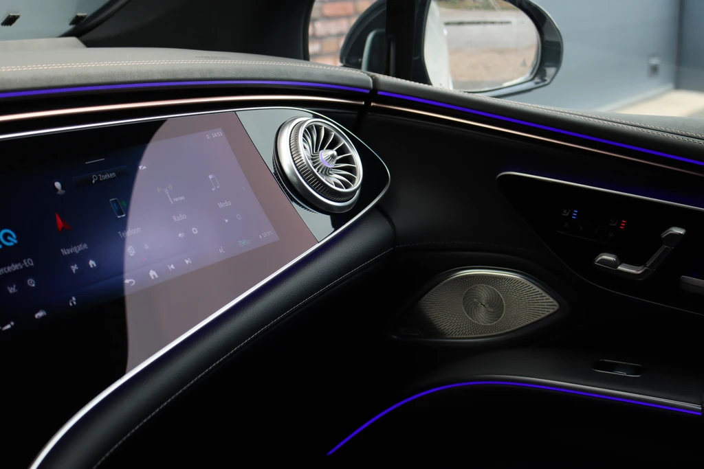 Mercedes-Benz EQS – foto 13