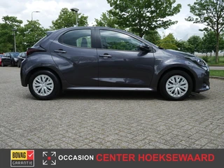 Toyota Yaris – thumbnail 9