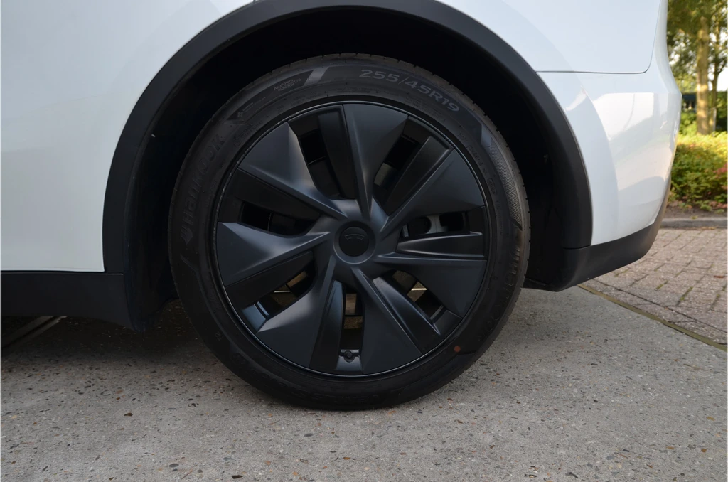Tesla Model Y – foto 36