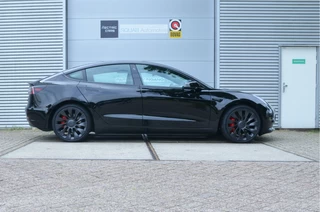 Tesla Model 3 – thumbnail 4