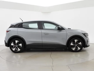 Renault Megane E-Tech – thumbnail 5
