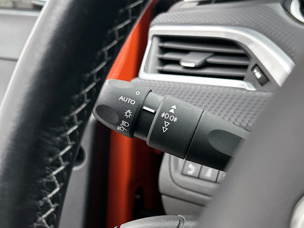 Peugeot 208 – foto 20