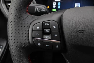 Ford Kuga – thumbnail 18