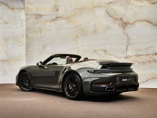 Porsche 911 – thumbnail 8