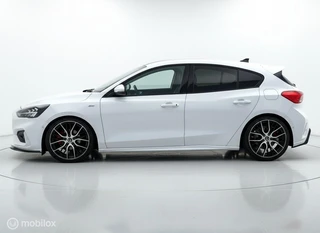 Ford Focus – thumbnail 3