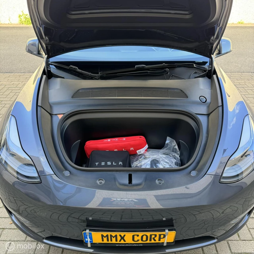 Tesla Model Y – foto 18