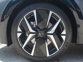 Peugeot 208 – thumbnail 8