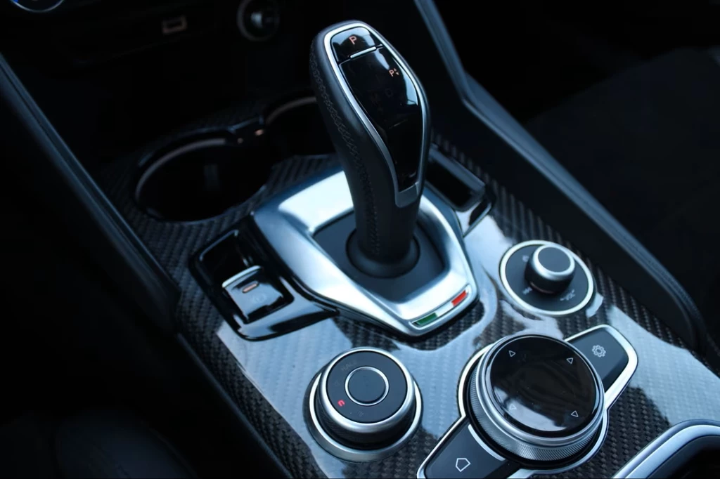 Alfa Romeo Giulia – foto 20