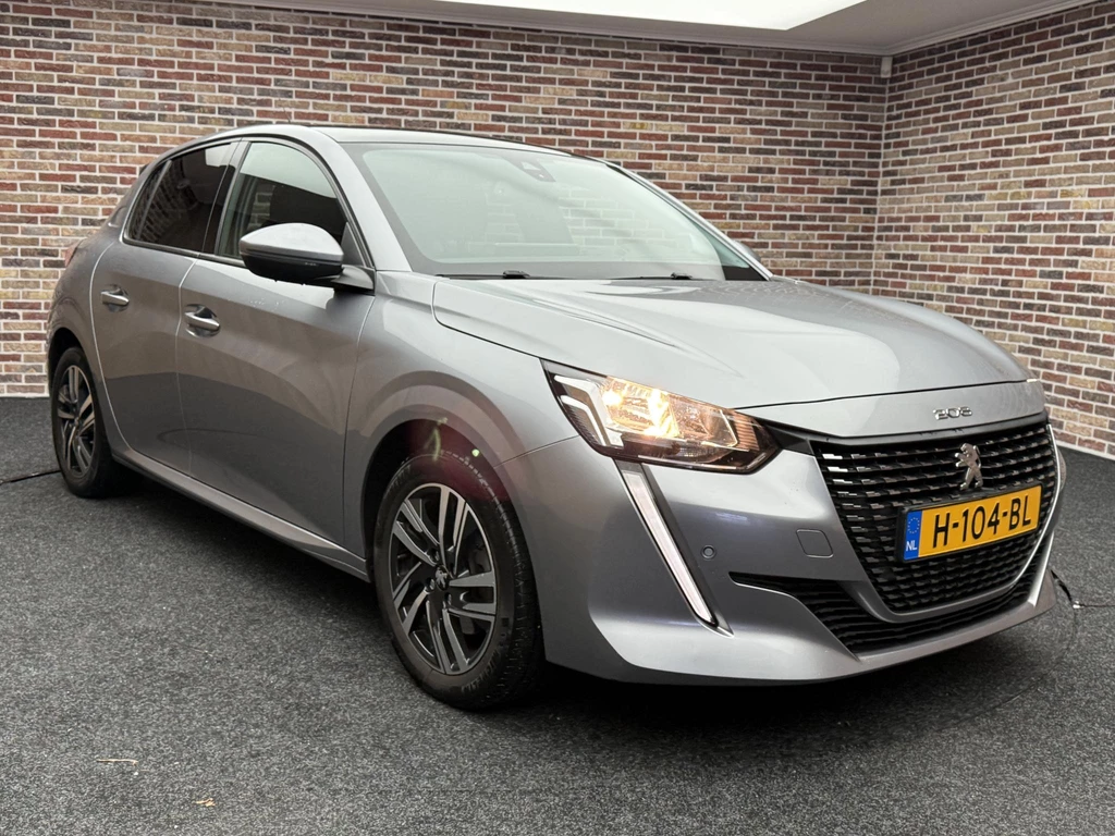 Peugeot 208 – foto 8