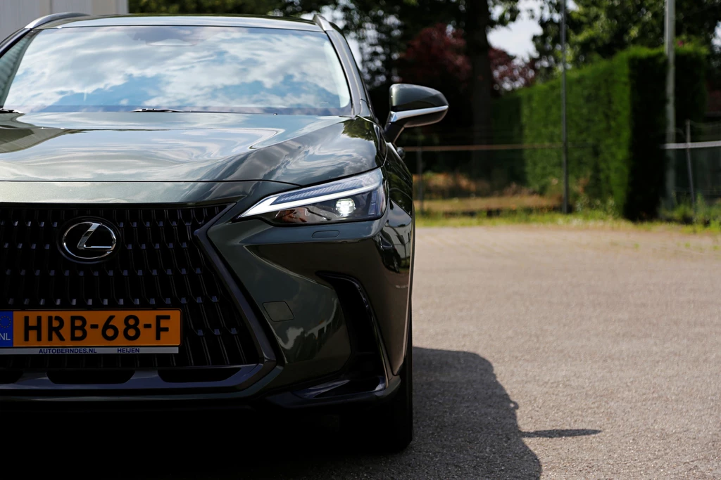 Lexus NX – foto 18