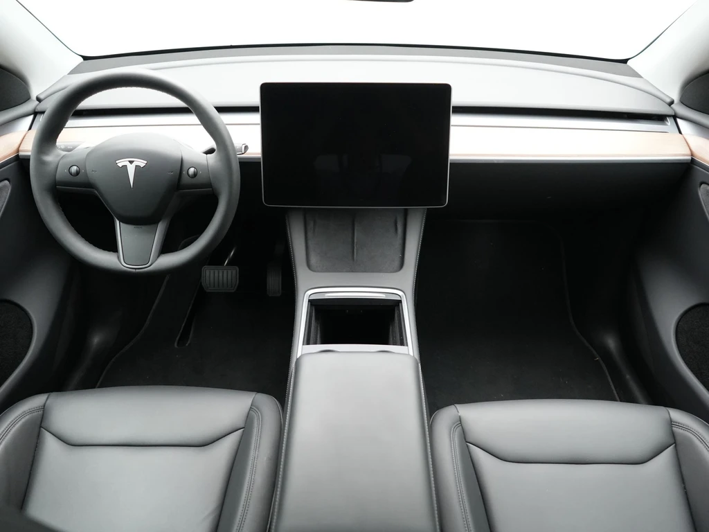 Tesla Model Y – foto 21